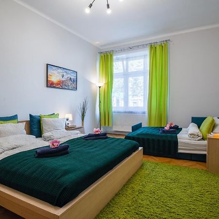 Kings Neighbor. Apartment 600 Meters From Castle Красков Екстериор снимка