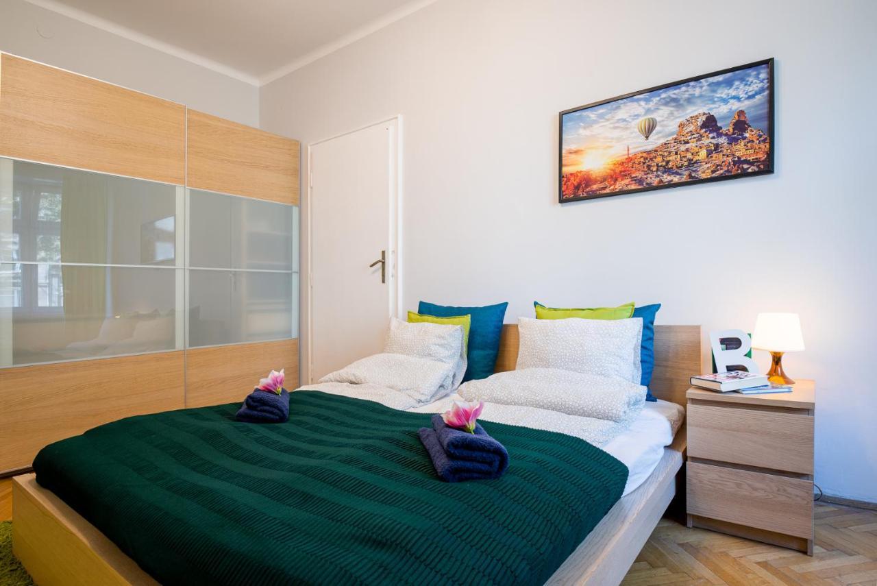 Kings Neighbor. Apartment 600 Meters From Castle Красков Екстериор снимка