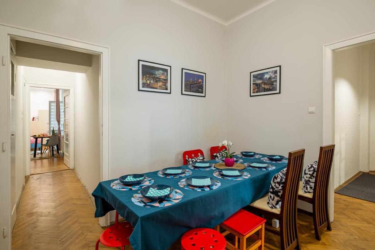 Kings Neighbor. Apartment 600 Meters From Castle Красков Екстериор снимка